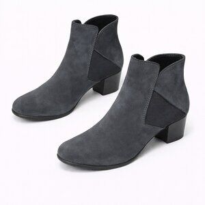 ME TOO Zoey Ankle Booties Blue Suede Leather Sz 7M